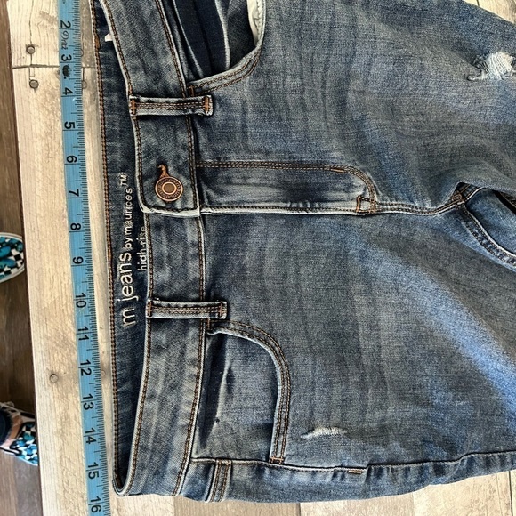 M jeans by Maurice’s high rose stretchy jeggings medium raw hem line distressed - Picture 5 of 9
